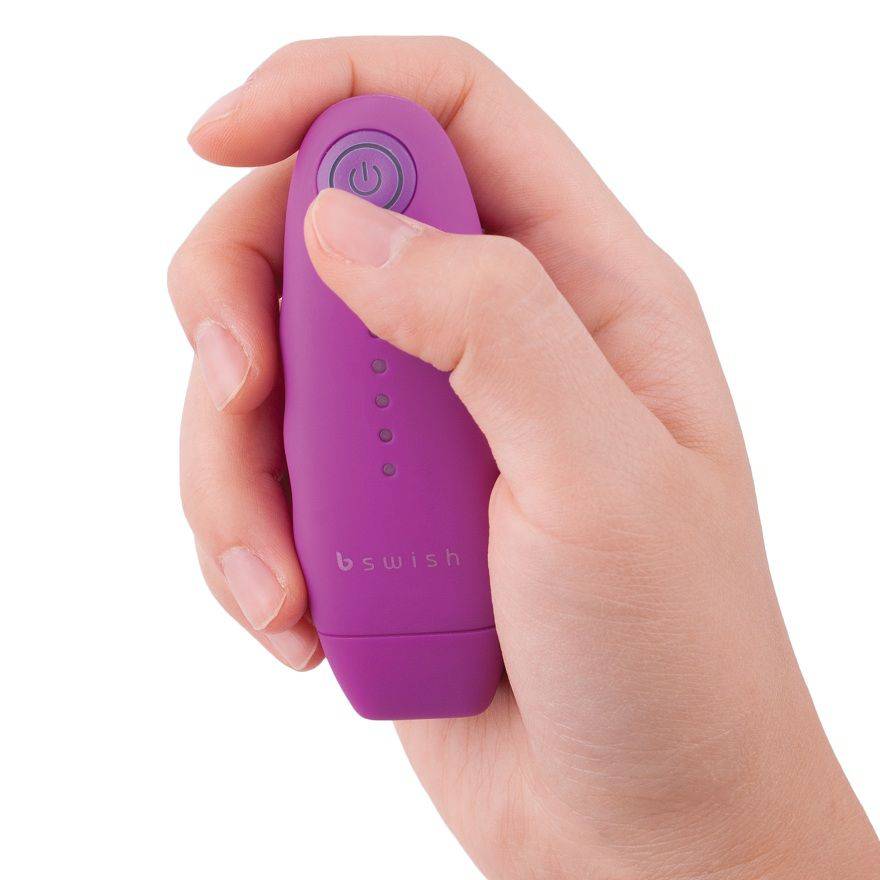 B SWISH - BNAUGHTY UNLEASHED CLSSICO LILAC CONTROLE REMOTO - Toys "n" Us