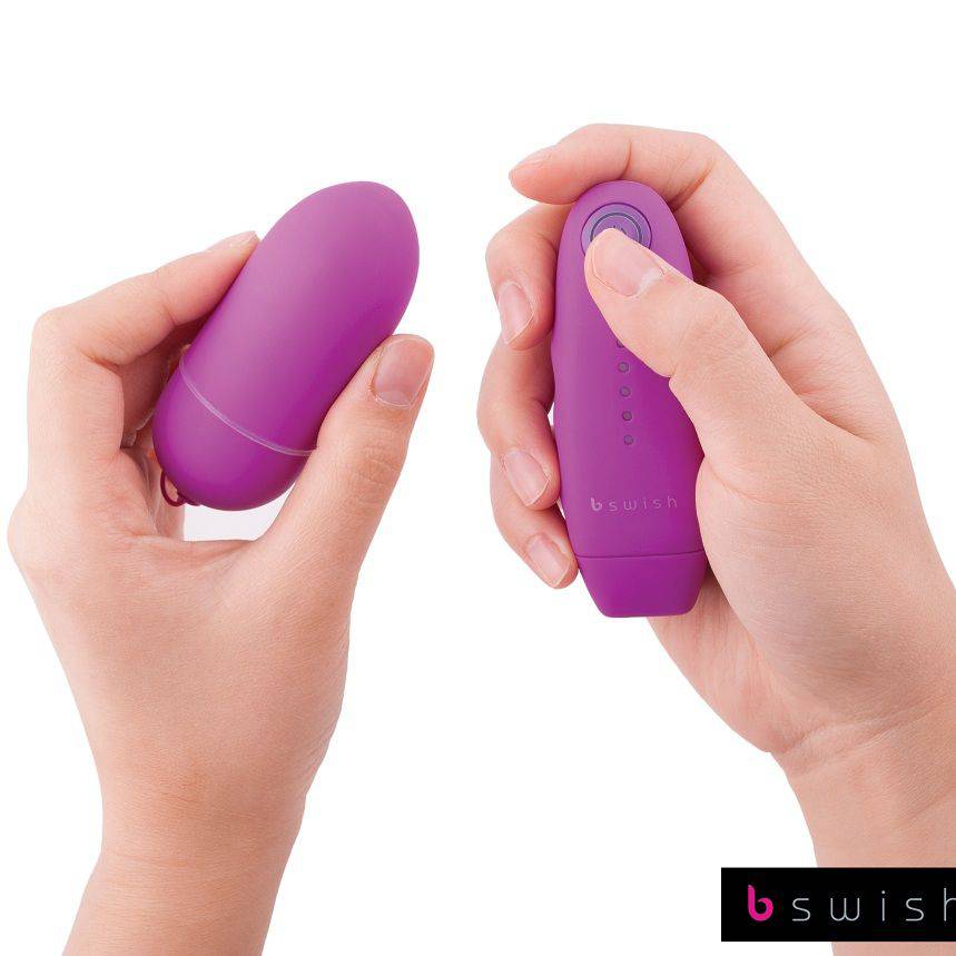 B SWISH - BNAUGHTY UNLEASHED CLSSICO LILAC CONTROLE REMOTO - Toys "n" Us