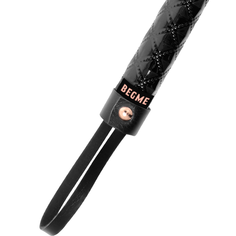 BEGME - BLACK EDITION FLOGGER DE COURO VEGANO - Toys "n" Us