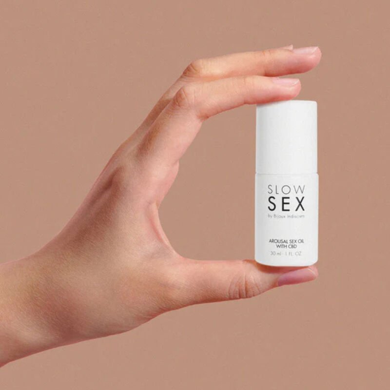 BIJOUX - SLOW SEX ÓLEO DE MASSAGEM SEXUAL COM CBD 30 ML - Toys "n" Us