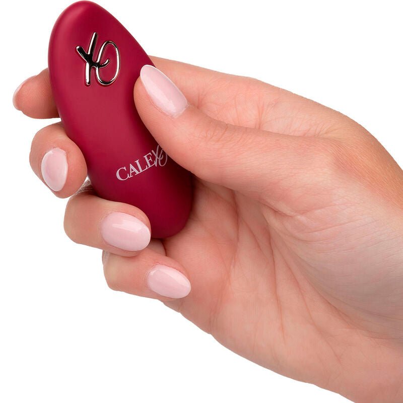 CALEXOTICS - RIDER MASSAGER DUPLO MOTOR CONTROLE REMOTO VERMELHO - Toys "n" Us
