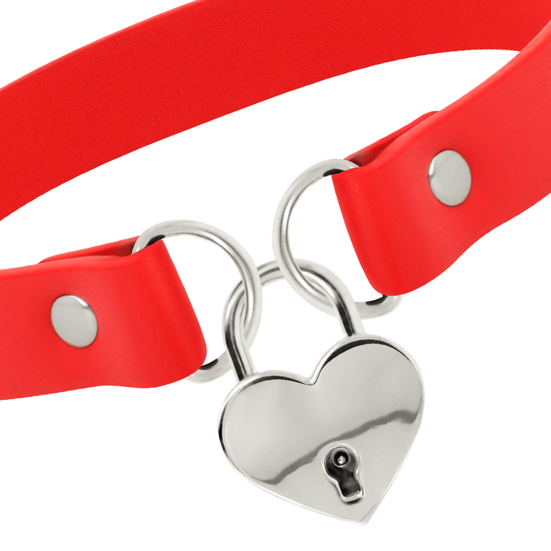 COQUETTE CHIC DESIRE - COLAR DE COURO VEGANO VERMELHO COM ACESSÓRIO DE CORAO COM CHAVE - Toys "n" Us