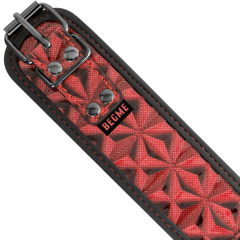 BEGME - COLEIRA RED EDITION COM PINÇAS PARA MAMILOS COM FORRO DE NEOPRENE
