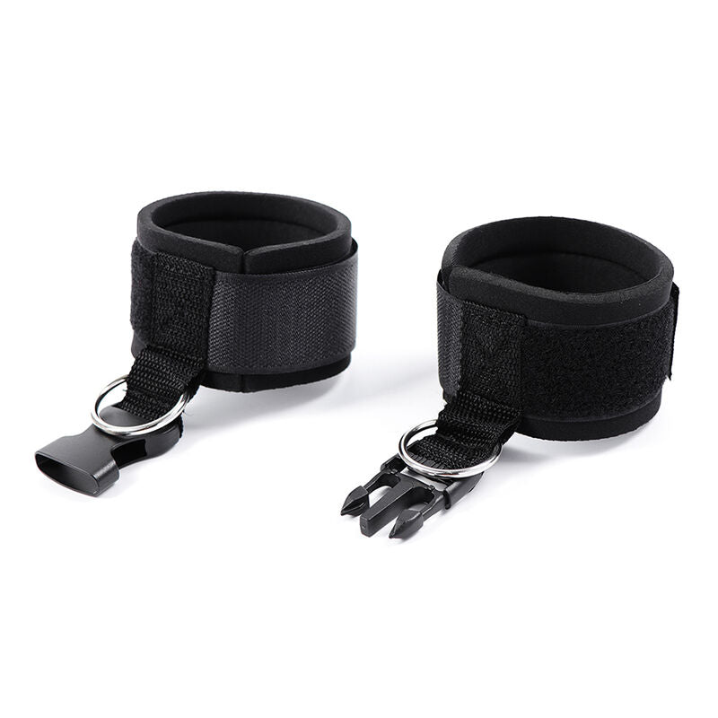 OHMAMA FETISH - RESTRIÇÕES DE PULSO COM FECHAMENTO DE NEOPRENE COM GANCHO E LAÇO