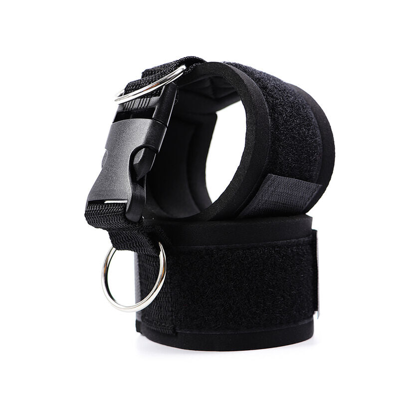 OHMAMA FETISH - RESTRIÇÕES DE PULSO COM FECHAMENTO DE NEOPRENE COM GANCHO E LAÇO