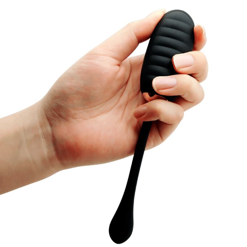 PRETTY LOVE - DOREEN LUXURY RECARREGÁVEL VIBRANTE OVO PRETO CONTROLE REMOTO