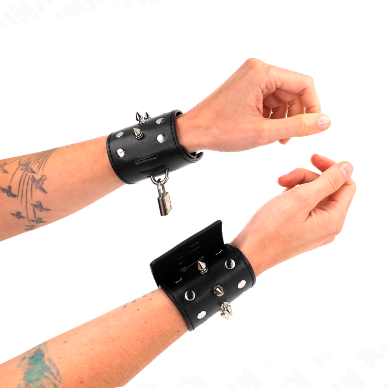 KINK - PUNK RESTRIÇÕES DE PUNHO COM ESPIGÕES 25 X 6 CM