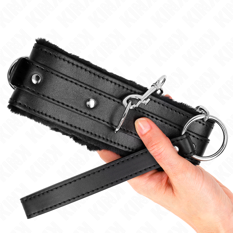 KINK - COLEIRA COM TRILHA 65 CM COM RESTRIÇÕES PRETA 36-42 CM X 5,5 CM