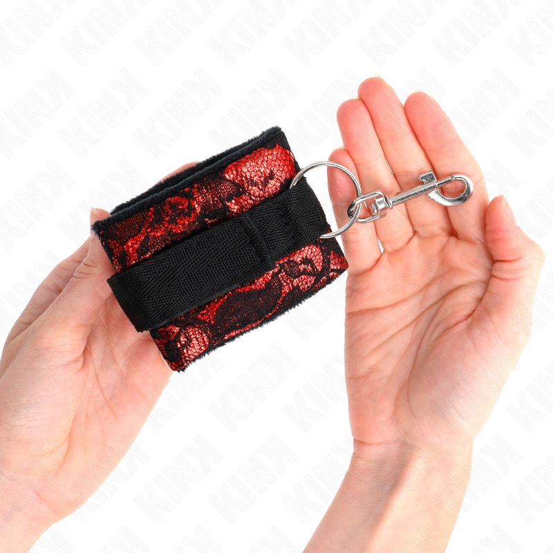 KINK - SCANDAL RESTRIÇÕES DE PULSO VERMELHO-PRETO