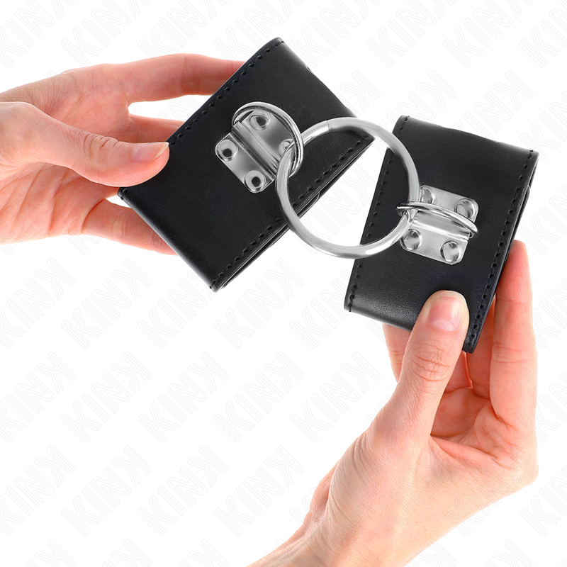 KINK - RESTRIÇÕES DE PUNHO FIXAS COM FECHAMENTO DE ANEL E CADEADO PRETO AJUSTÁVEL 16-23 CM X 5,5 CM