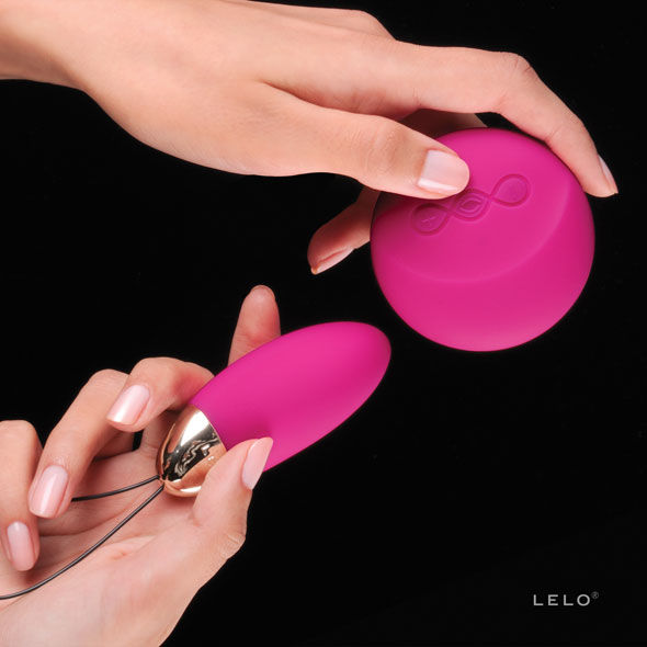 LELO - LYLA 2 INSIGNIA DESIGN EDITION FÚCSIA MASSAGEADOR OVO