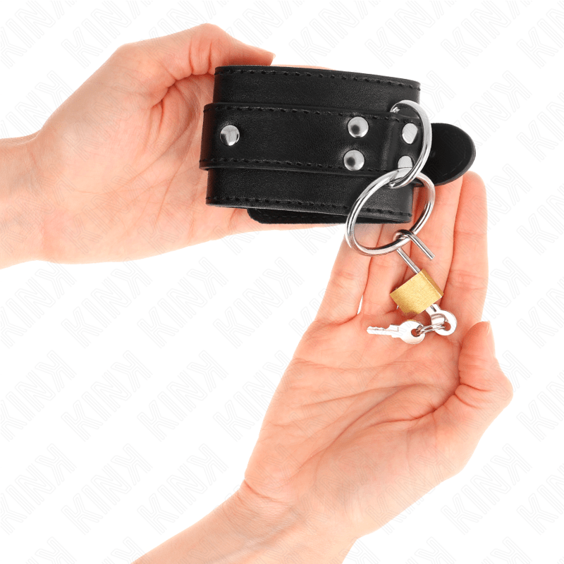 KINK - RETENÇÕES DE PULSO BLOQUEADAS O - RING PRETO AJUSTÁVEIS 20 - 28 CM X 5,5 CM - Toys "n" Us