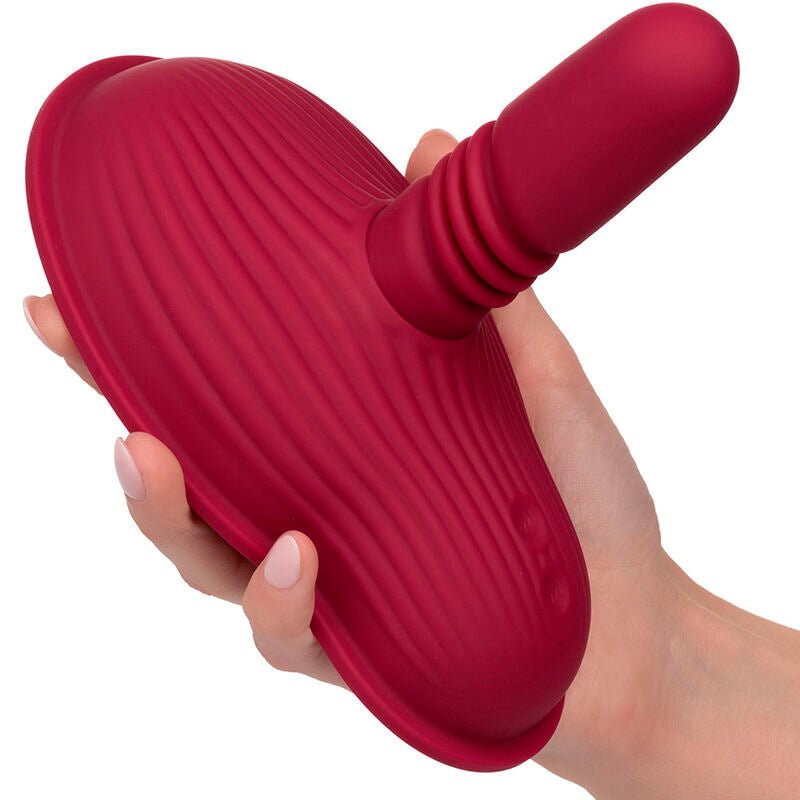 CALEXOTICS - RIDER MASSAGER DUPLO MOTOR CONTROLE REMOTO VERMELHO - Toys "n" Us