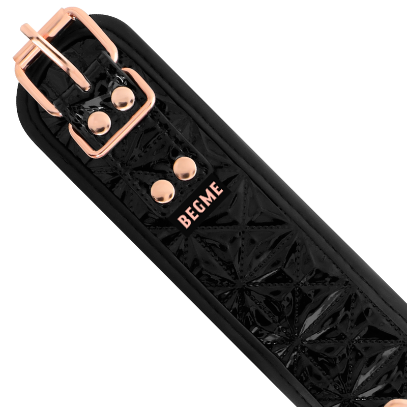 BEGME - COLEIRA BLACK EDITION COM PINÇAS DE MAMILO COM FORRO DE NEOPRENE