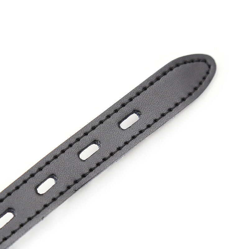 OHMAMA FETISH - MORDAÇA DE BOLA DE SILICONE COM CINTO DE COURO (CADEADO INCLUSO)