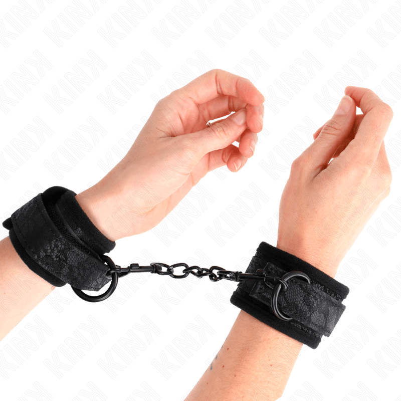 KINK - DARK LACE COVERED WRIST CUFFS NEOPRENE ADJUSTABLE BLACK 20 - 29 CM X 5 CM - Toys "n" Us