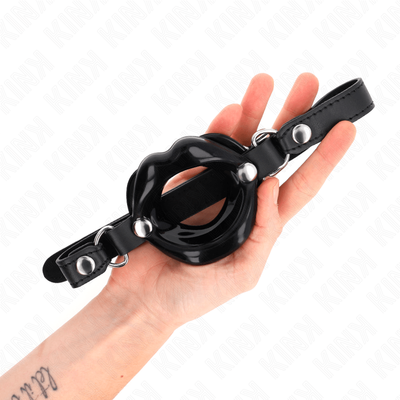 KINK - LIP 8 CM GAG WITH BLACK LEATHERETTE STRAP 63 x 2 CM ADJUSTABLE 39 - 58 CM - Toys "n" Us