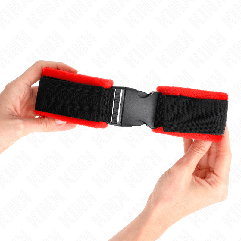 KINK - NYLON BIND HOOK&LOOP WRIST RESTRAINTS BLACK MODEL 1 AJDUSTABLE 25 - 35 CM X 6 CM - Toys "n" Us