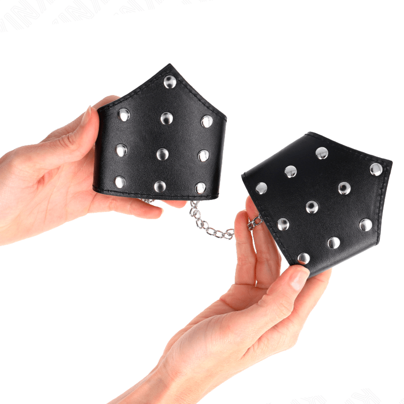 KINK - PULSEIRAS ESTILO PONTO PRETO COM CORRENTE AJUSTÁVEL ??17 - 23 CM X 8,5 CM - Toys "n" Us