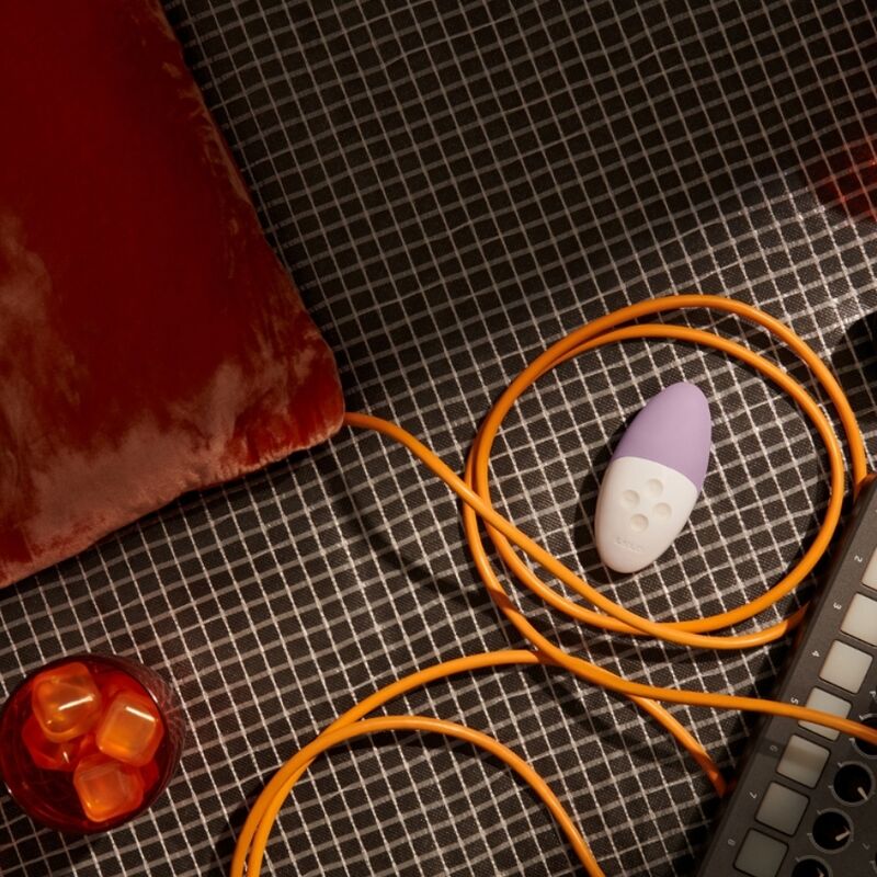 LELO - SIRI 3 CLITORIS MASSAGER CALM LAVENDER - Toys "n" Us